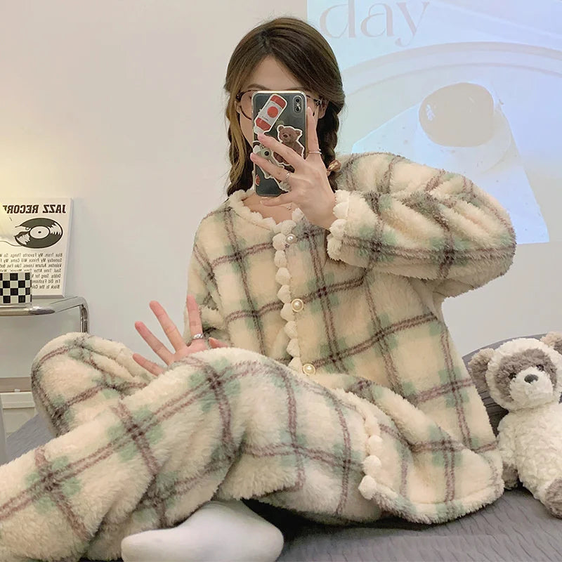 The Flannel Plaid Set