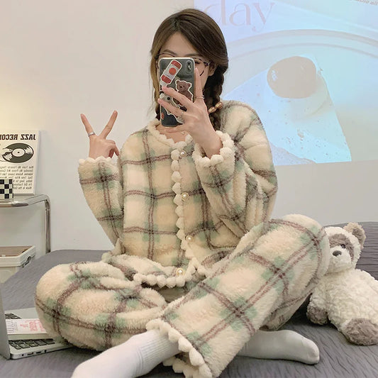 The Flannel Plaid Set