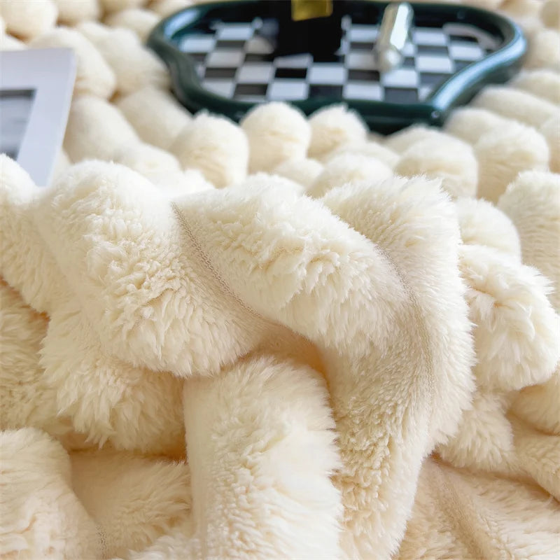 The Fluffy Fleece Blanke